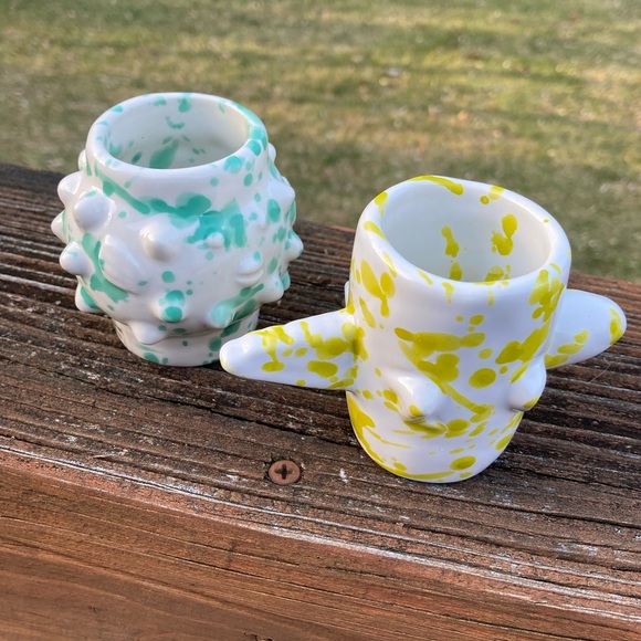NWT Set of 2 Anthropologie Vita Shot Glasses Puffer Fish Shark Chartreuse Mint - Picture 5 of 16